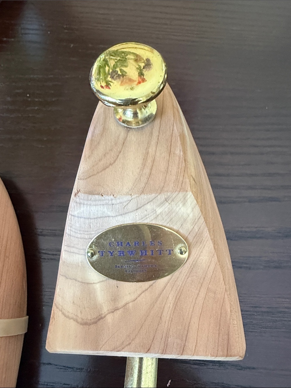 Charles Tyrwhitt Natural Wood Cedar Shoe Trees with Brass Hardware - Picture 2 of 4